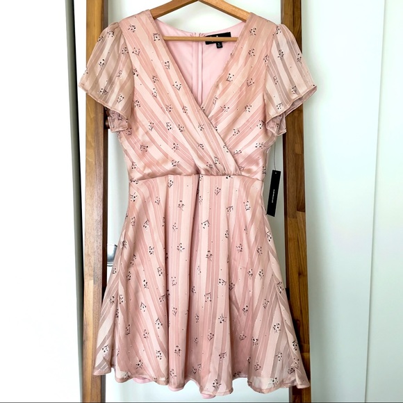 Lulus Dresses & Skirts - NWT Lulu’s Pink Floral Print Satin Skater Dress